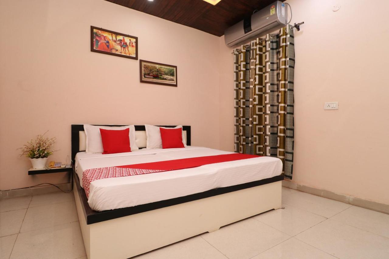 Oyo 28338 New Life Hotel Banur Exterior foto
