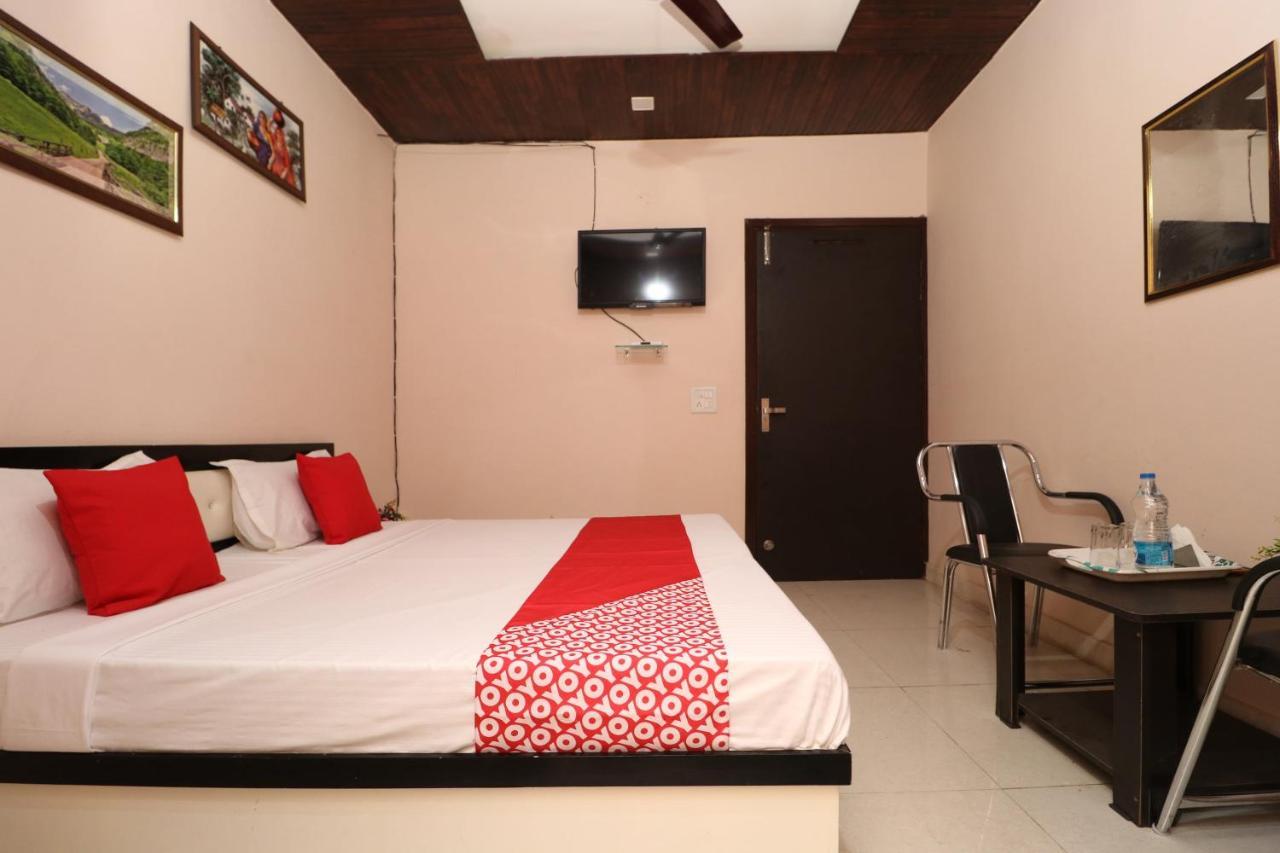 Oyo 28338 New Life Hotel Banur Exterior foto